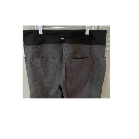 SALE🎈NWOT PRANA GRAY PULL ON PANTS WITH POCKETS AND BLACK WAIST BAND! - Picture 5 of 10